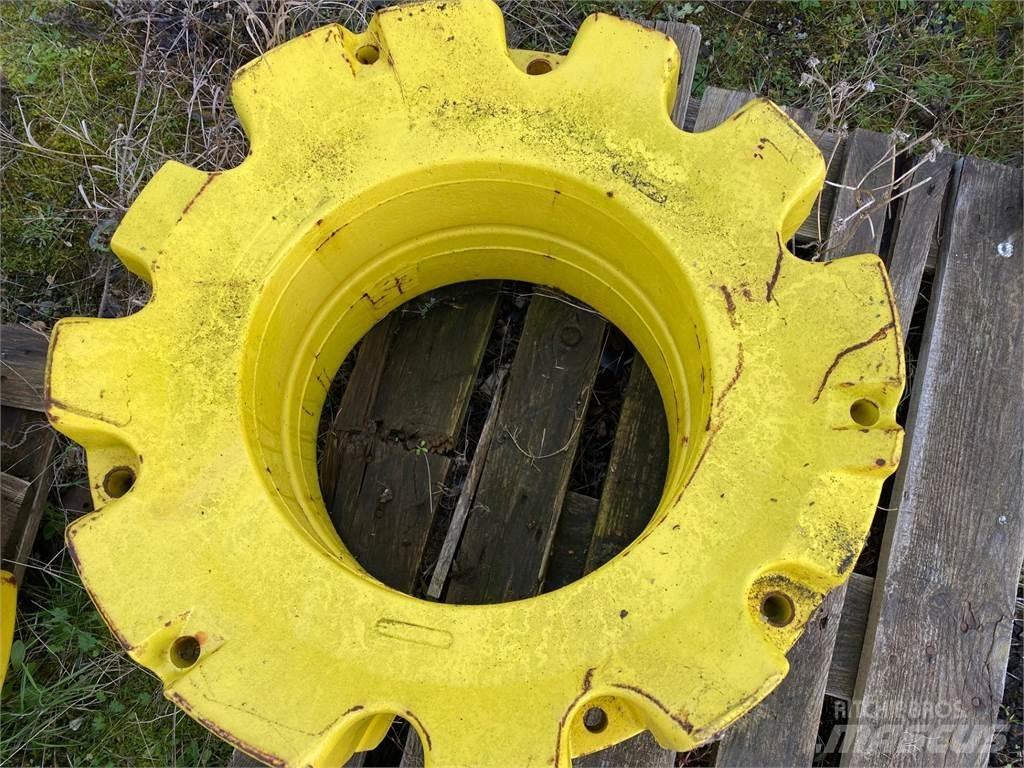 John Deere 600KG 타이어, 휠 및 림