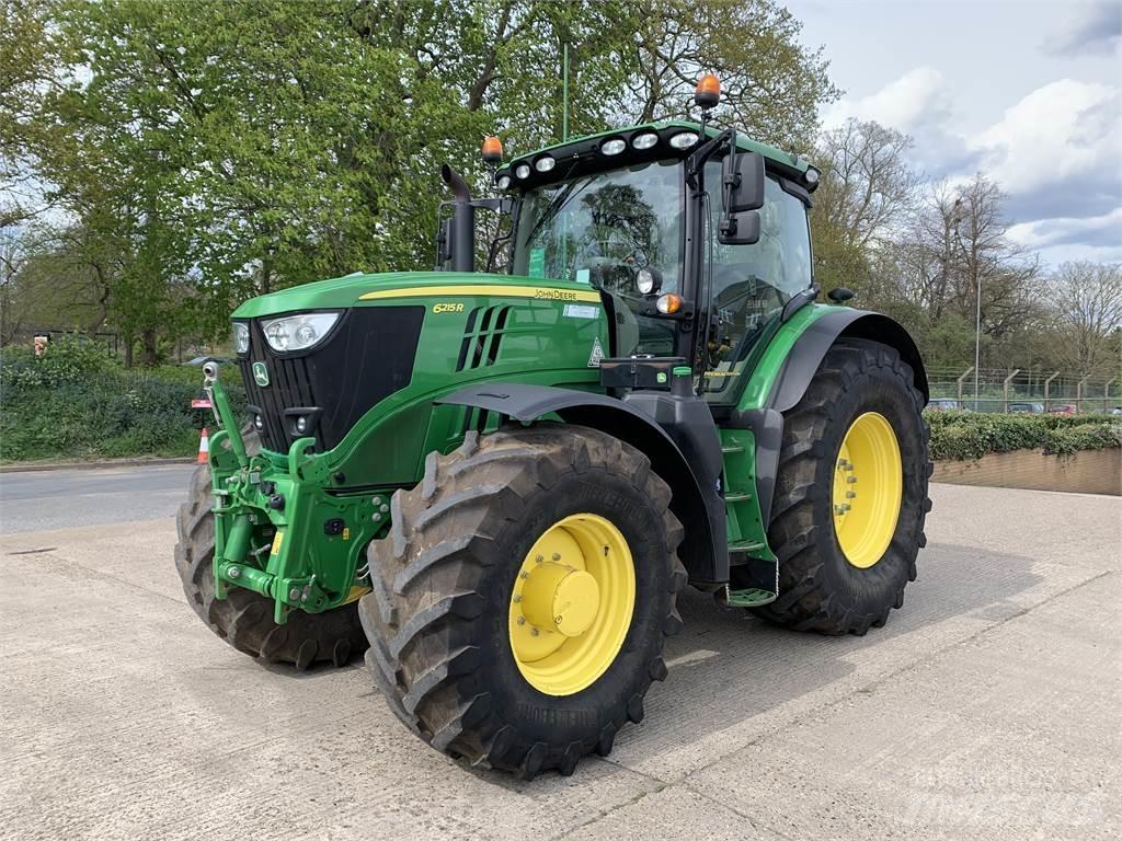 John Deere 6215R 트랙터