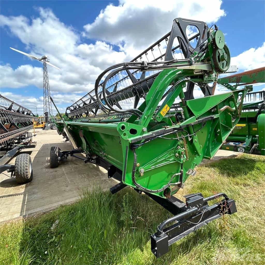 John Deere 635PF 콤바인 수확기