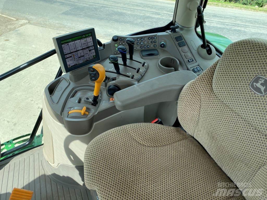 John Deere 6R120 트랙터