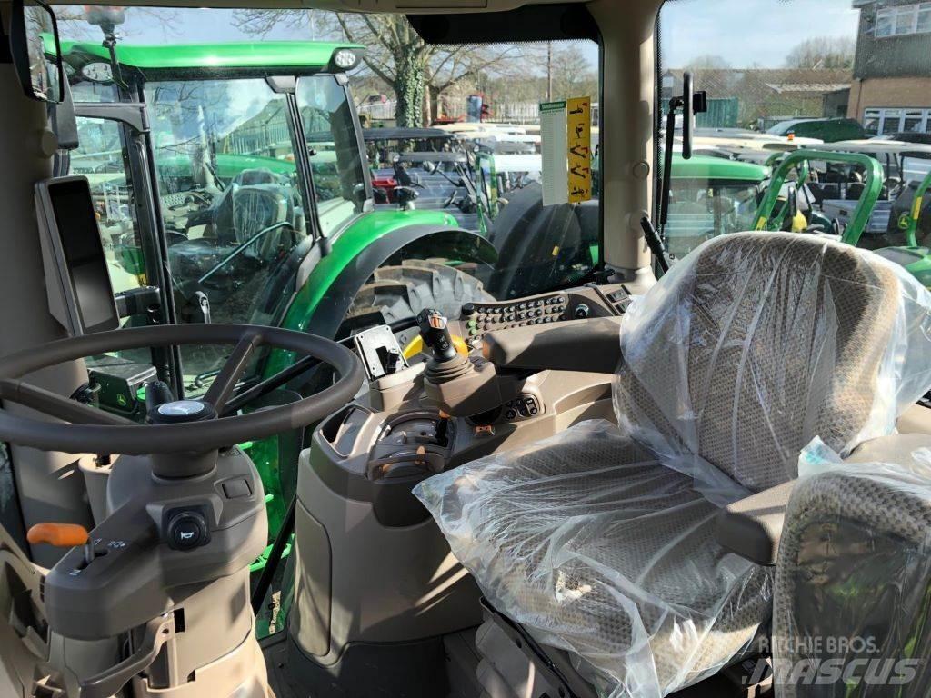 John Deere 6R130 트랙터