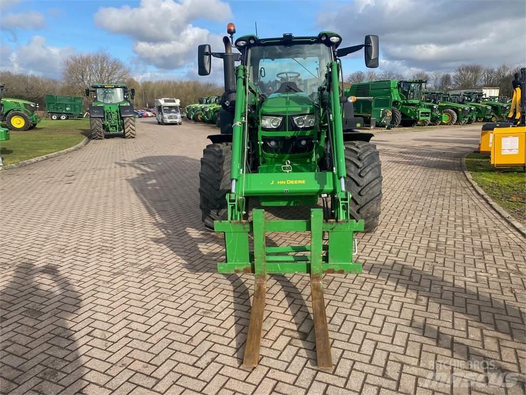 John Deere 6R150 트랙터