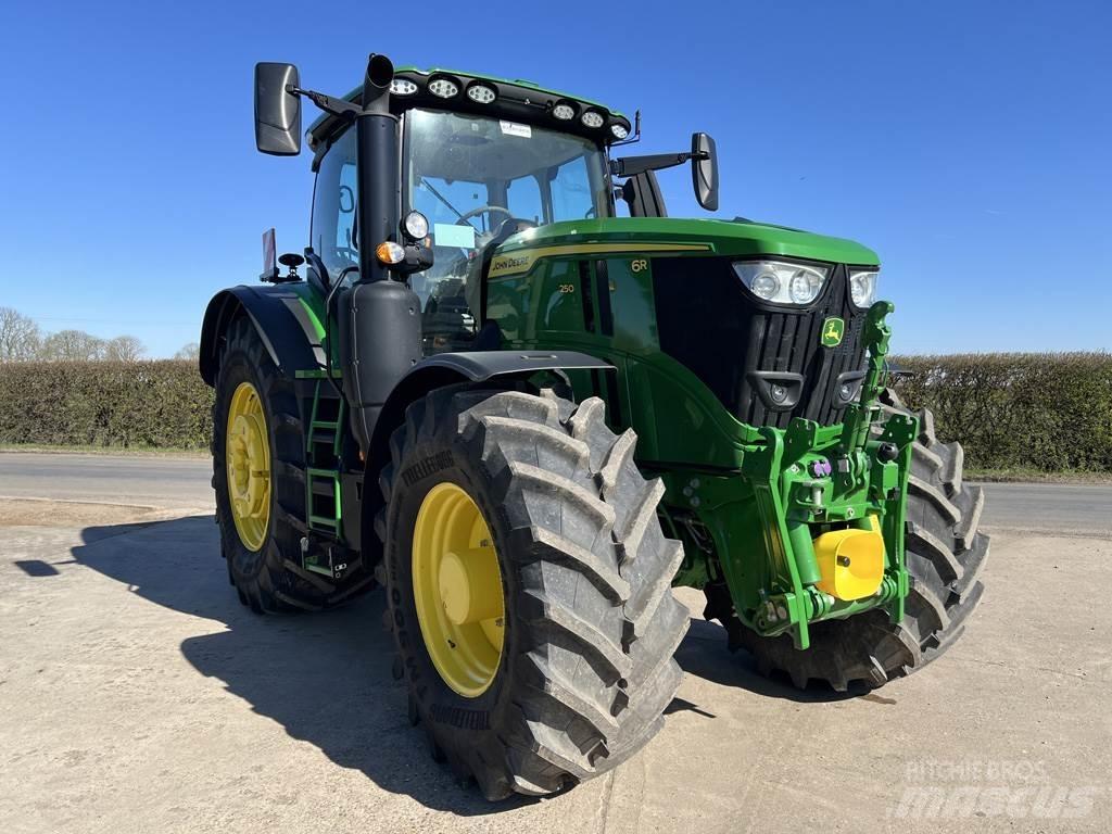 John Deere 6R250 트랙터