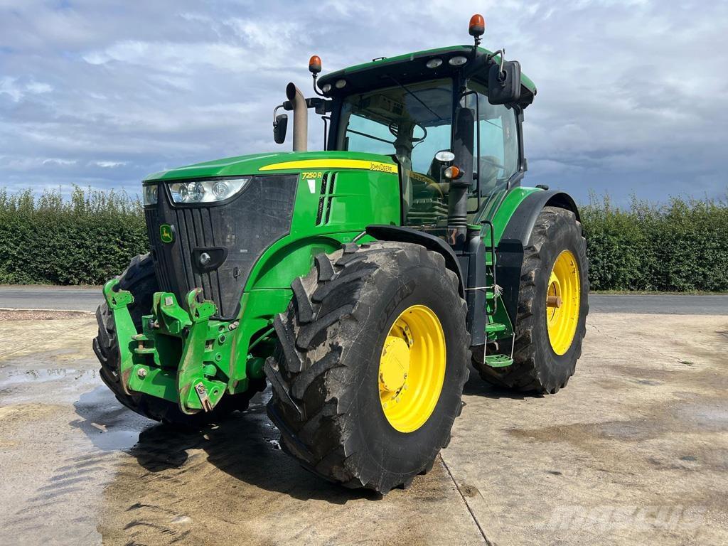 John Deere 7250R 트랙터