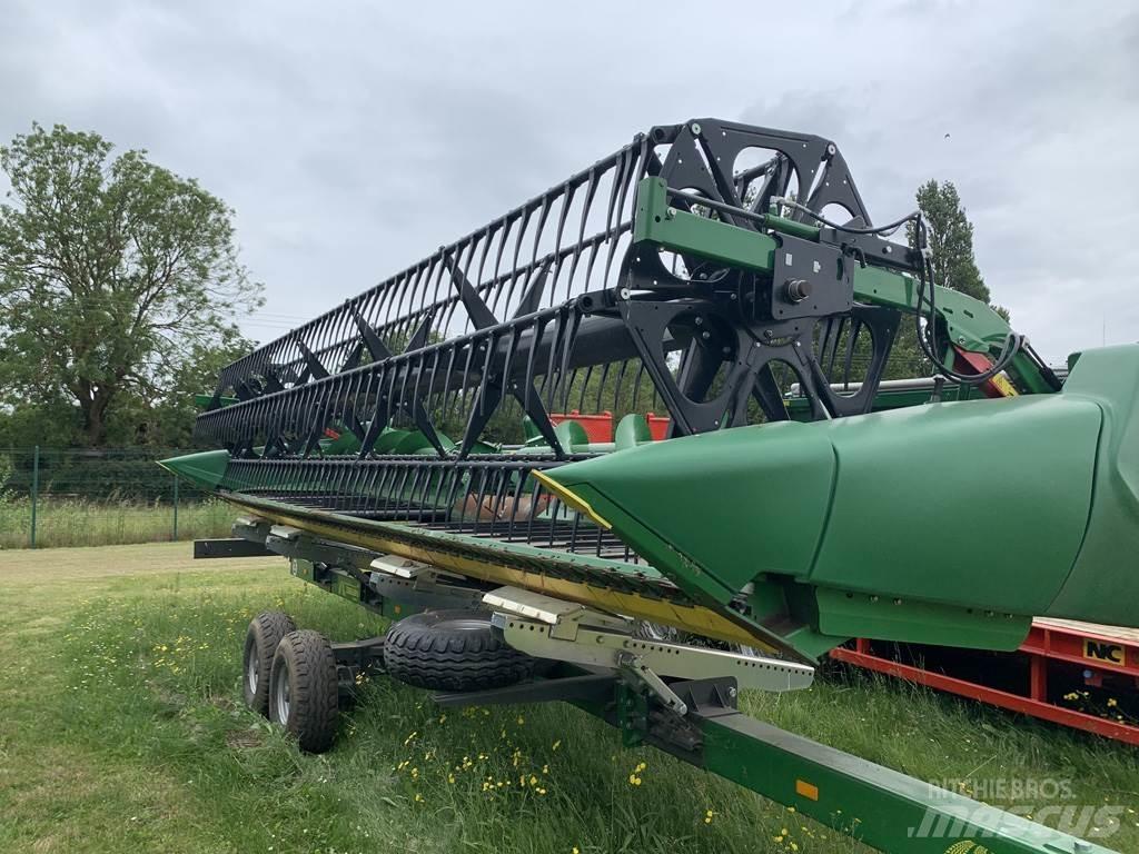 John Deere 725D 콤바인 수확기