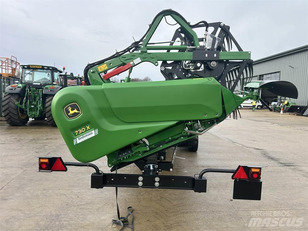 John Deere 730X 콤바인 수확기