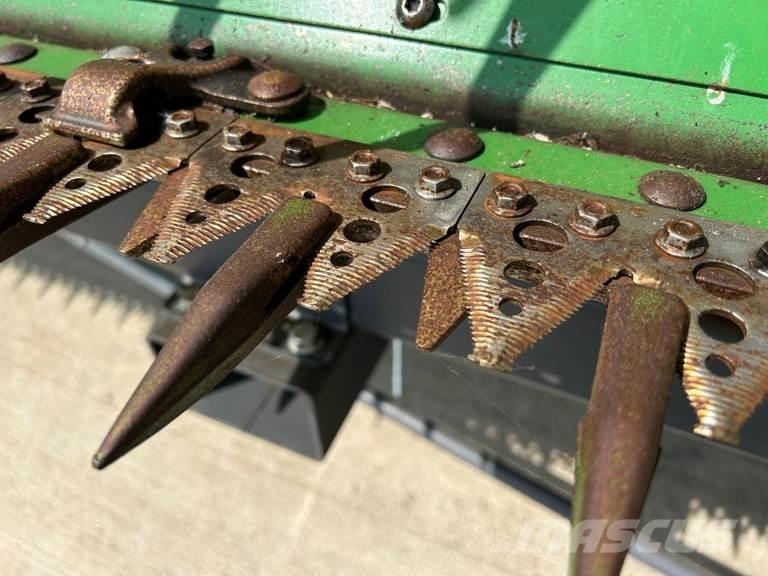 John Deere T670 콤바인 수확기