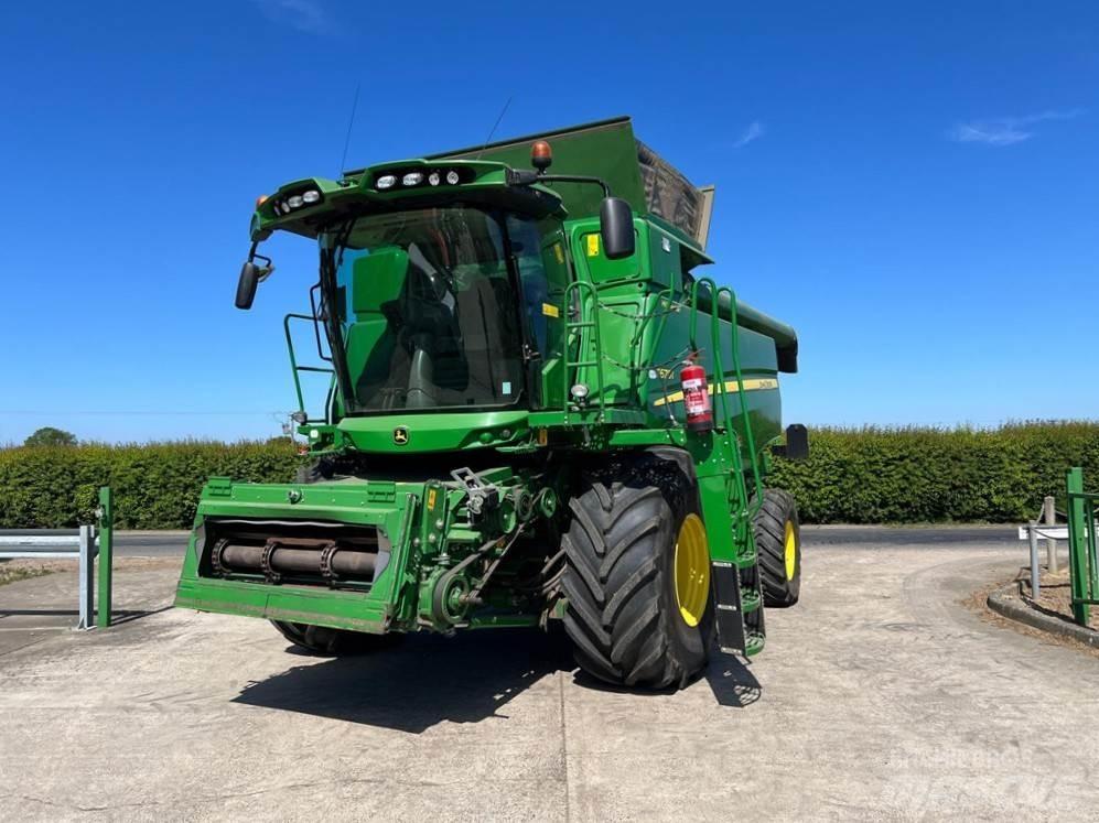 John Deere T670HM 콤바인 수확기