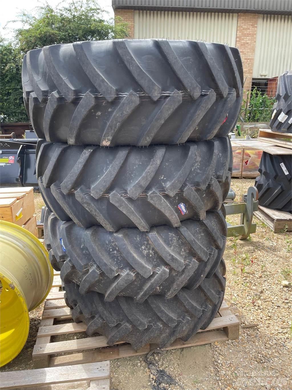 John Deere TYRES 농기계 - 기타
