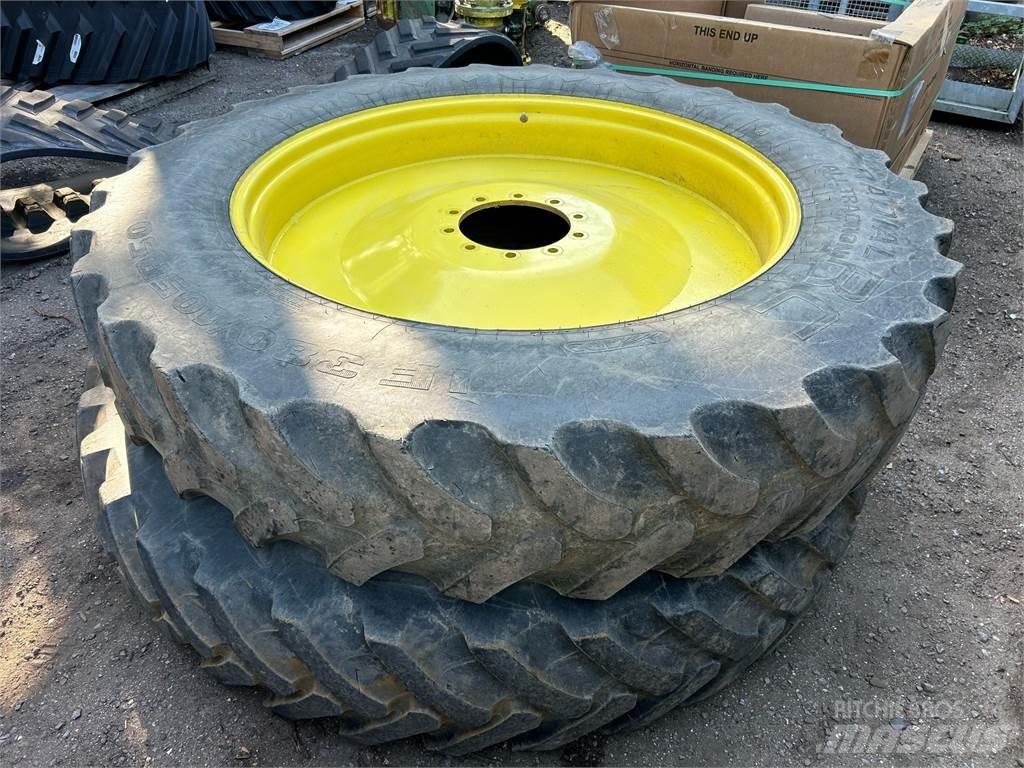 John Deere TYRES 농기계 - 기타