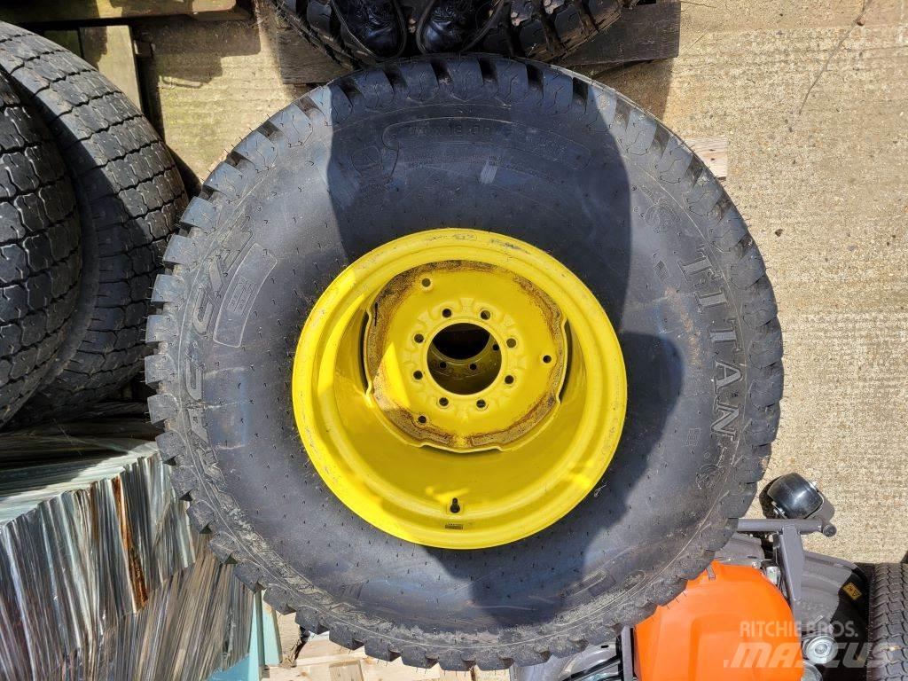 John Deere WHEELS 소형 트랙터