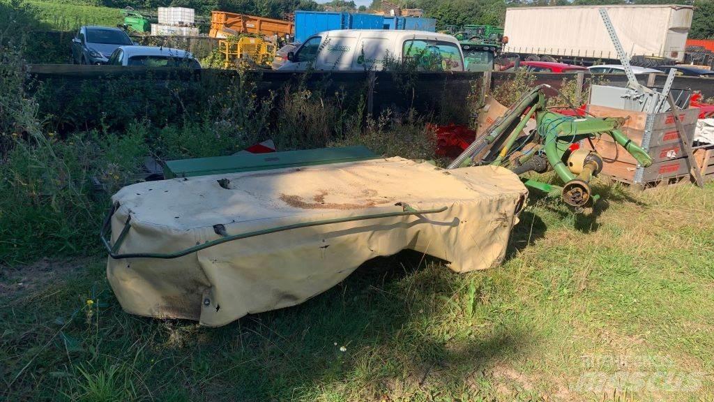 Krone AM242Z 목장 제초기 및 토퍼