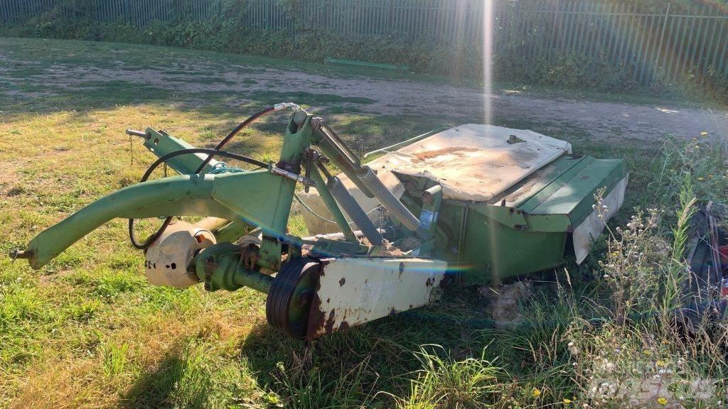 Krone AM242Z 목장 제초기 및 토퍼