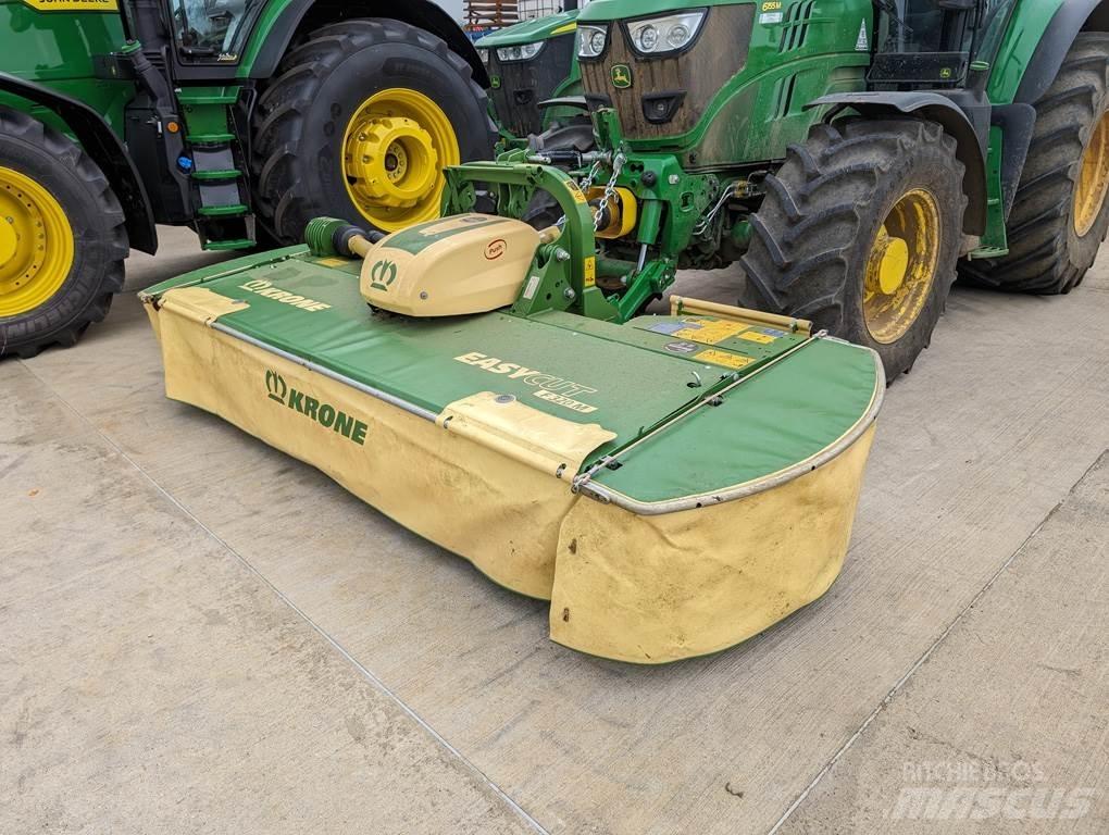 Krone F320M 목장 제초기 및 토퍼