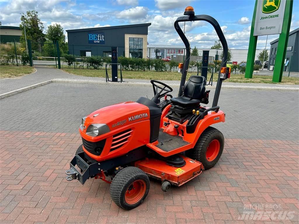 Kubota BX2350 소형 트랙터