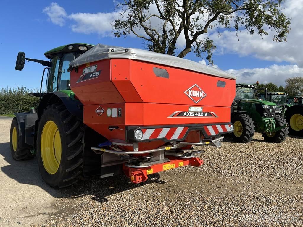 Kuhn 40.2W 미네랄 살포기
