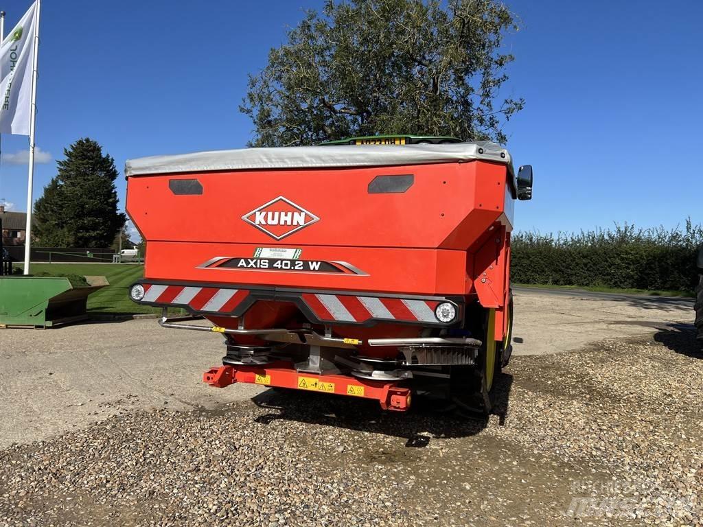 Kuhn 40.2W 미네랄 살포기