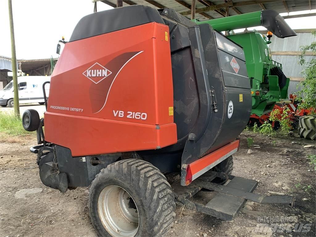 Kuhn VB 2160 각형 곤포기