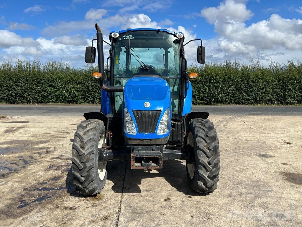 New Holland T4.75 트랙터