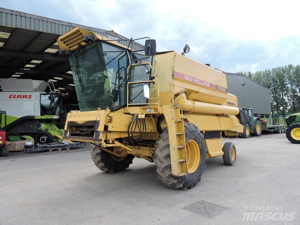 New Holland TX34 콤바인 수확기