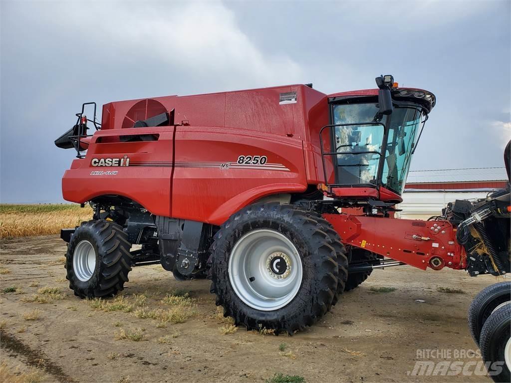 Case IH 8250 콤바인 수확기