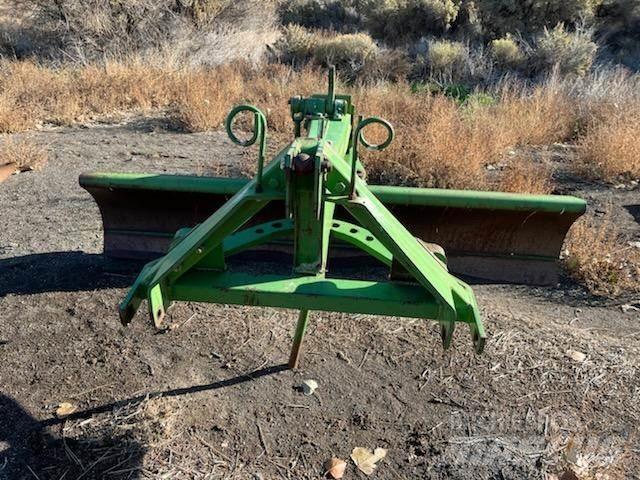 John Deere  필드 드래그