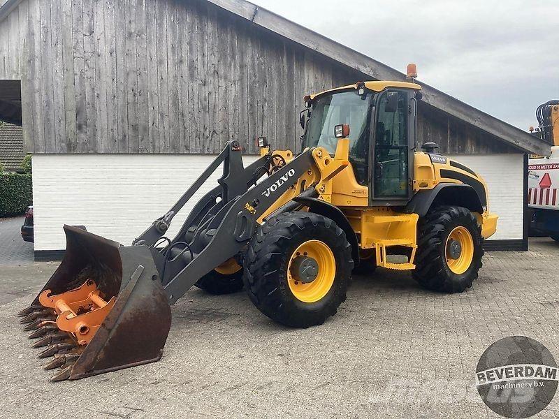 Volvo L45F  휠로우더