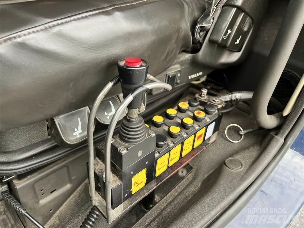 Volvo FM 훅 리프트 트럭