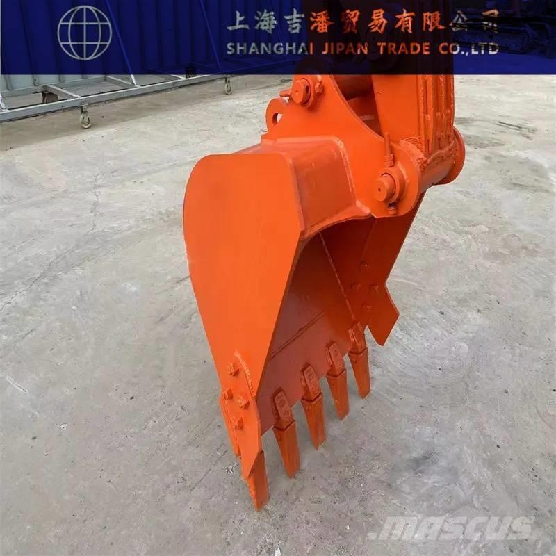 Doosan DH 80 대형 굴삭기 29톤 이상