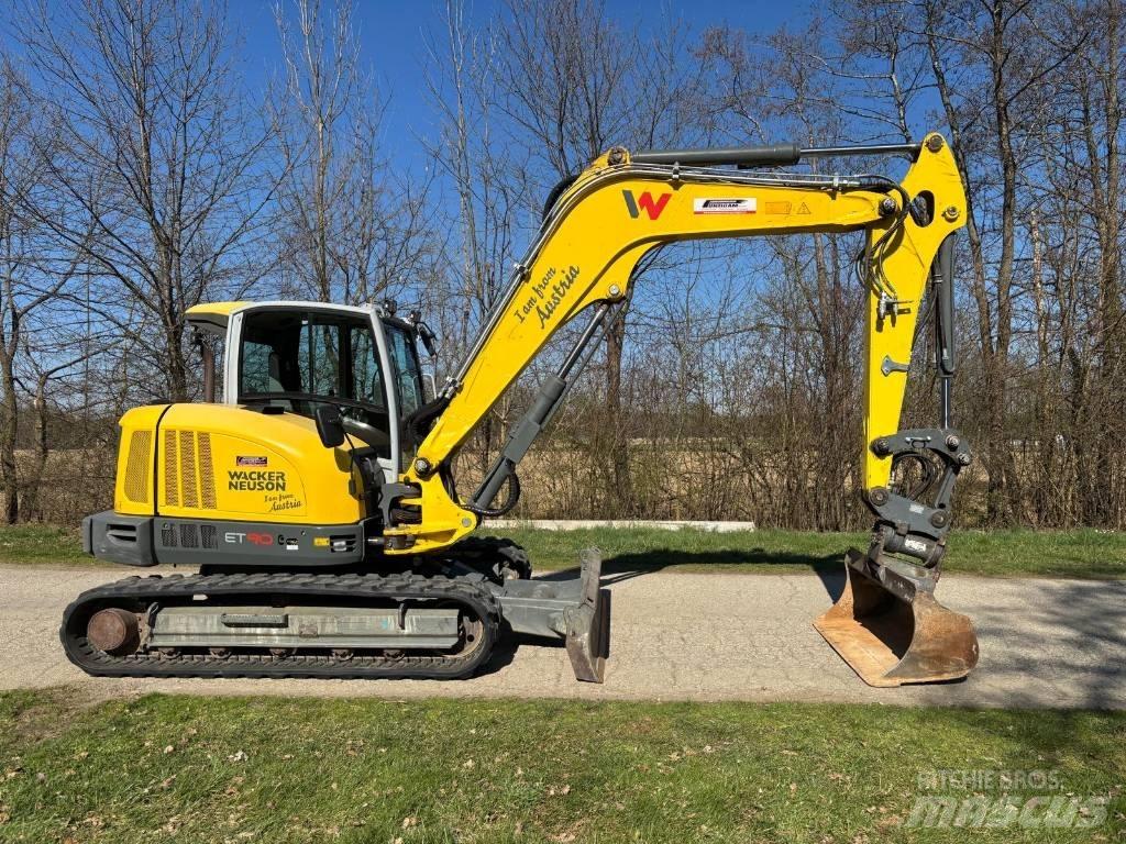 Wacker Neuson ET 90 중형굴삭기 7톤-28톤