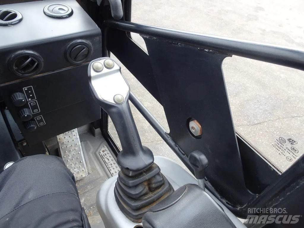 JCB 403  휠로우더