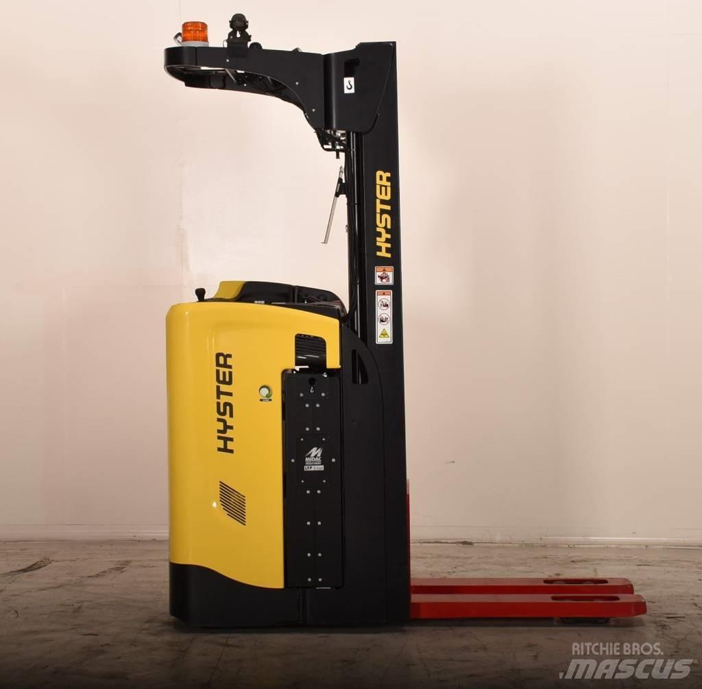Hyster RS1.6 보행식 리치 지게차