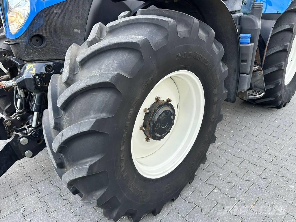 New Holland T 7.185 트랙터
