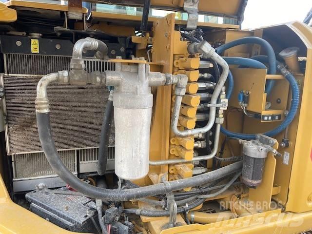 CAT 308 E 2 CR 중형굴삭기 7톤-28톤