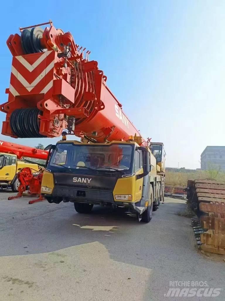 Sany SAC3000C8-8 A/T 크레인