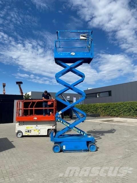 SkyJack SJ III 3219 가위형 리프트