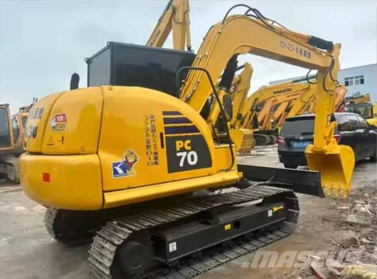 Komatsu PC70-8 중형굴삭기 7톤-28톤