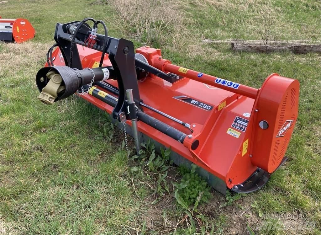Kuhn BP 280 목장 제초기 및 토퍼