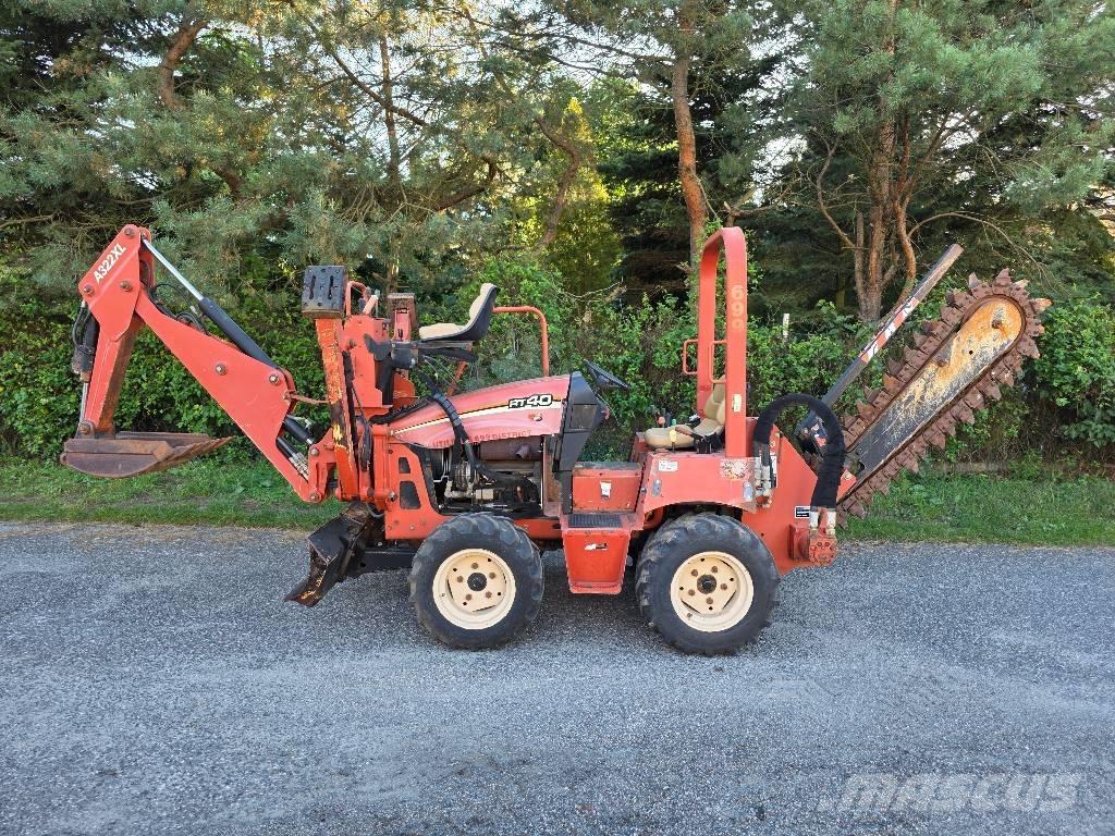 Ditch Witch RT 40 트렌처
