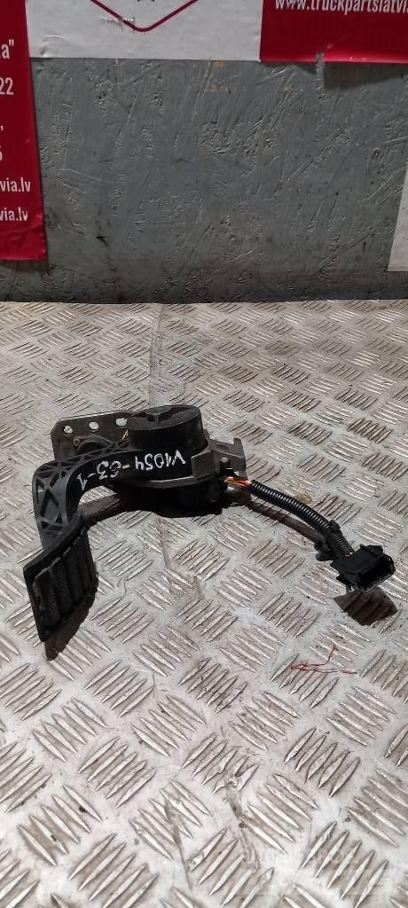 Volvo FH 12  20488271 캐빈 및 인테리어