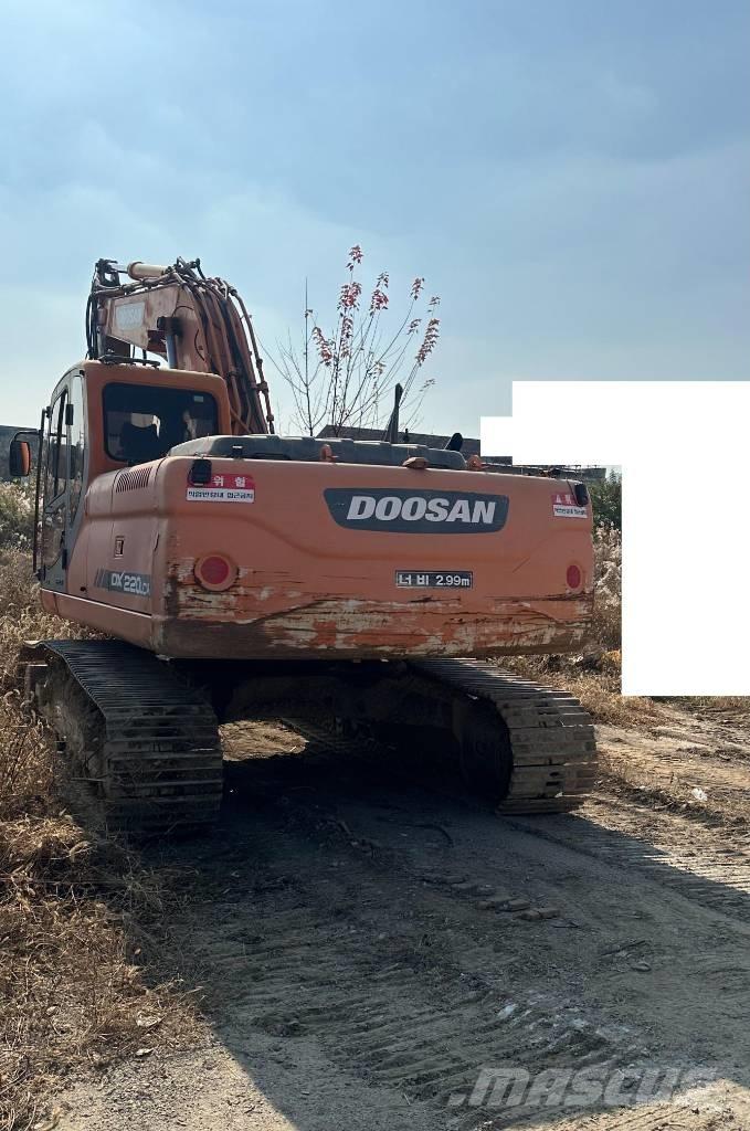 Doosan DX 220 LCA 대형 굴삭기 29톤 이상