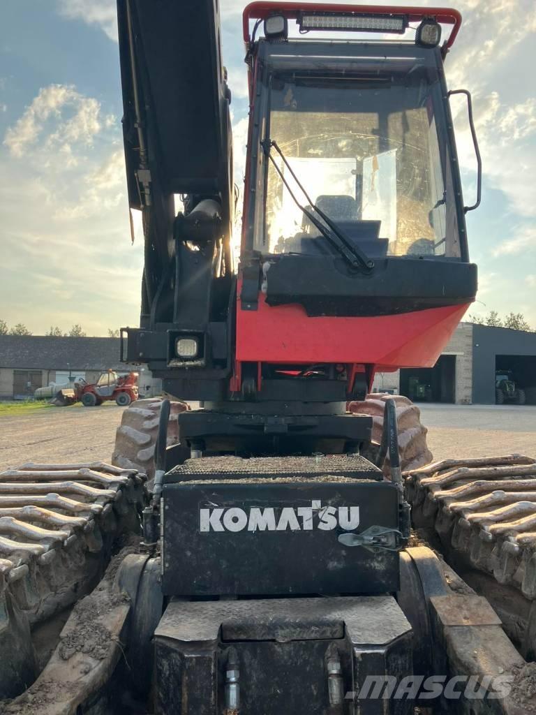 Komatsu 911.4 원목 하베스터