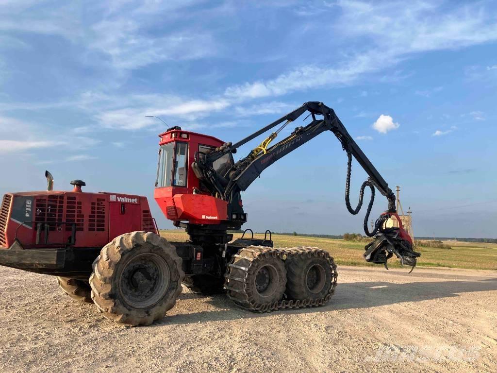 Komatsu 911.4 원목 하베스터
