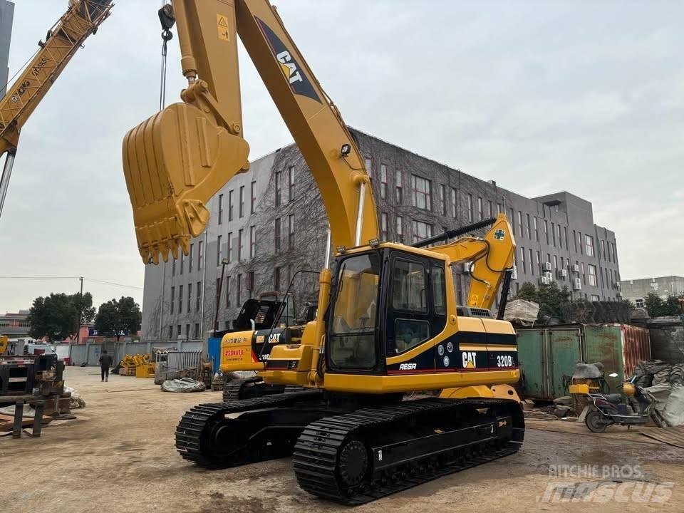 CAT 320 B L 대형 굴삭기 29톤 이상