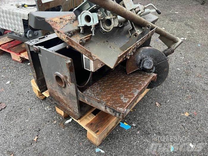 Volvo ABG2820 아스팔트 포장장비