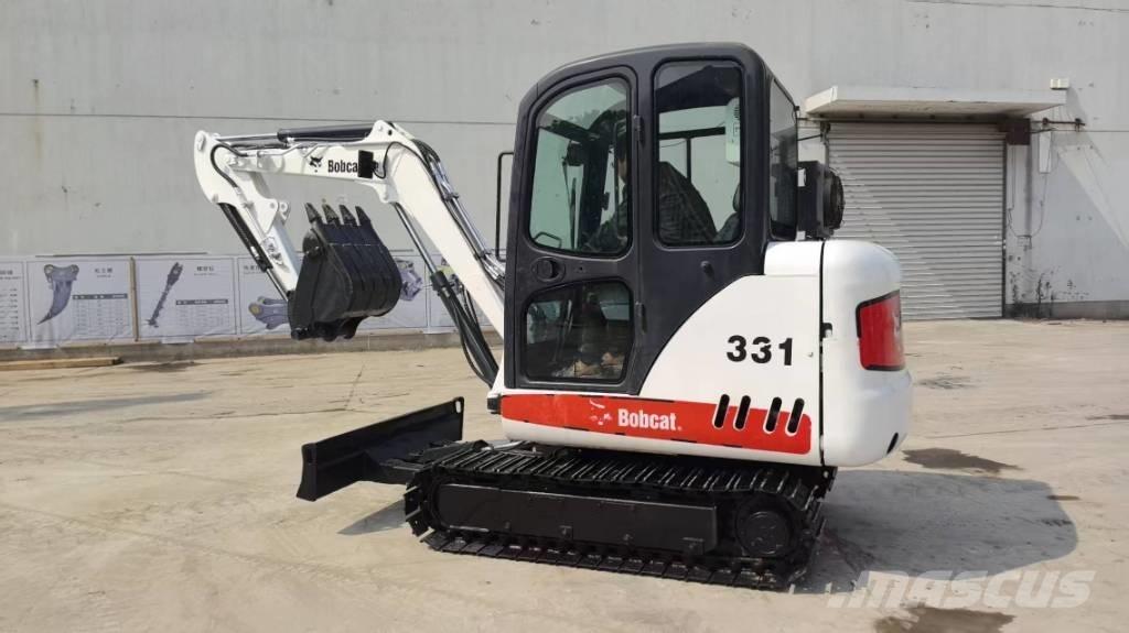 Bobcat 331 소형 굴삭기 7톤 미만