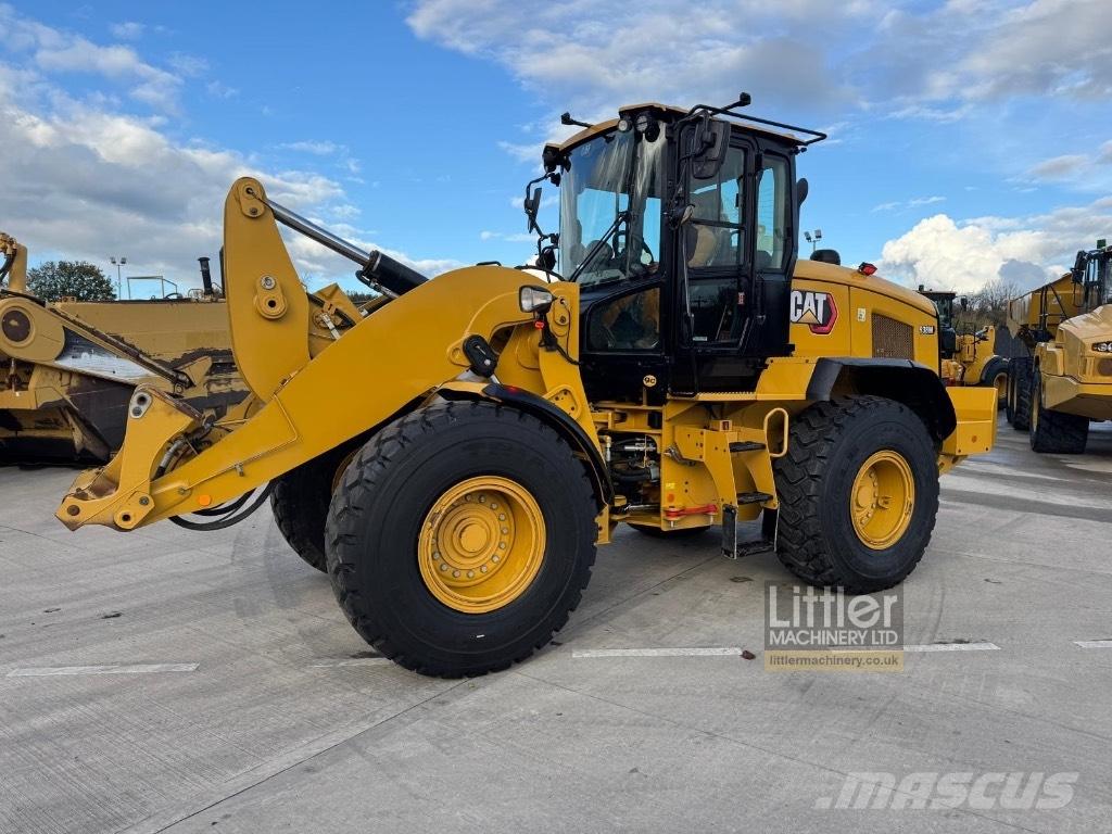 CAT 938 M  휠로우더