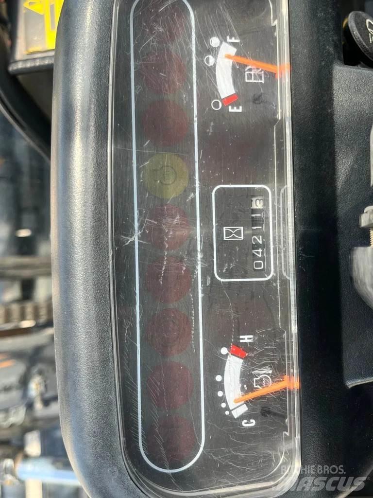 CAT DP70 디젤 지게차