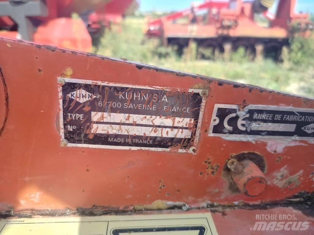 Kuhn HR 302 하로우