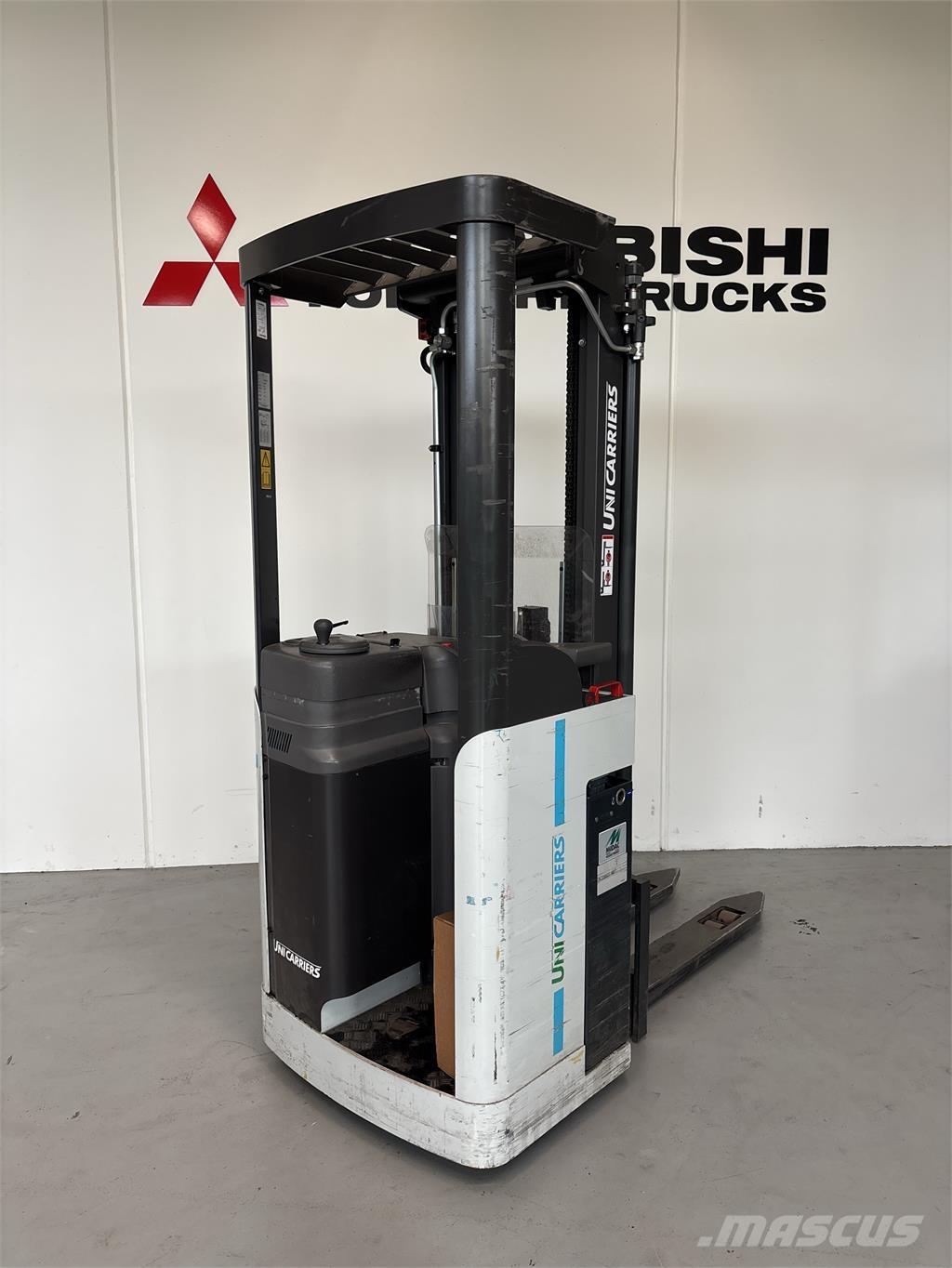 Atlet A160 보행식 리치 지게차